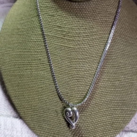 Silvertone heart ♥ chain necklace - Picture 1 of 7
